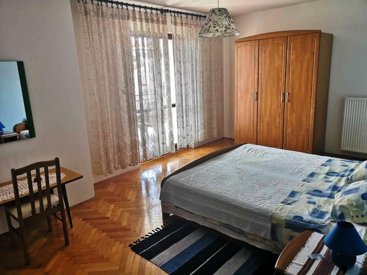 Apartment Anda Rovigno Esterno foto