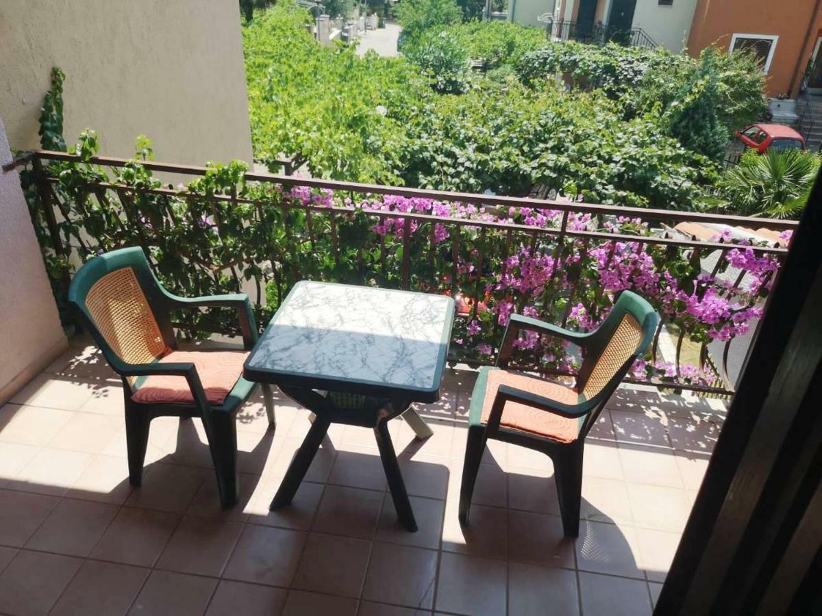 Apartment Anda Rovigno Esterno foto